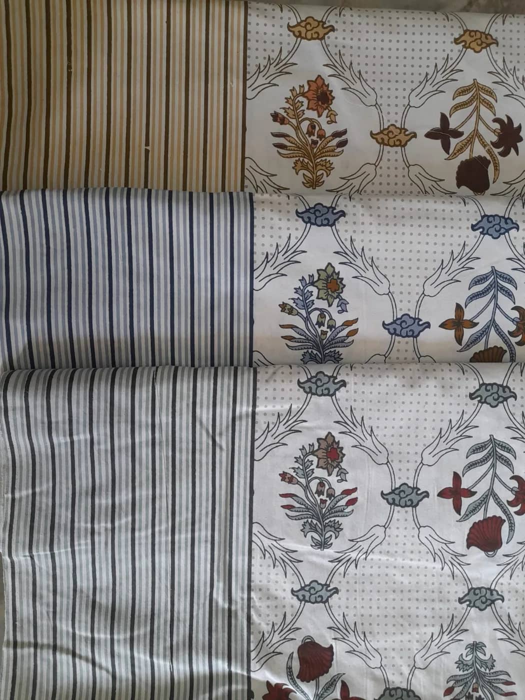 Beige, grey and blue floral — Beige, grey and blue floral